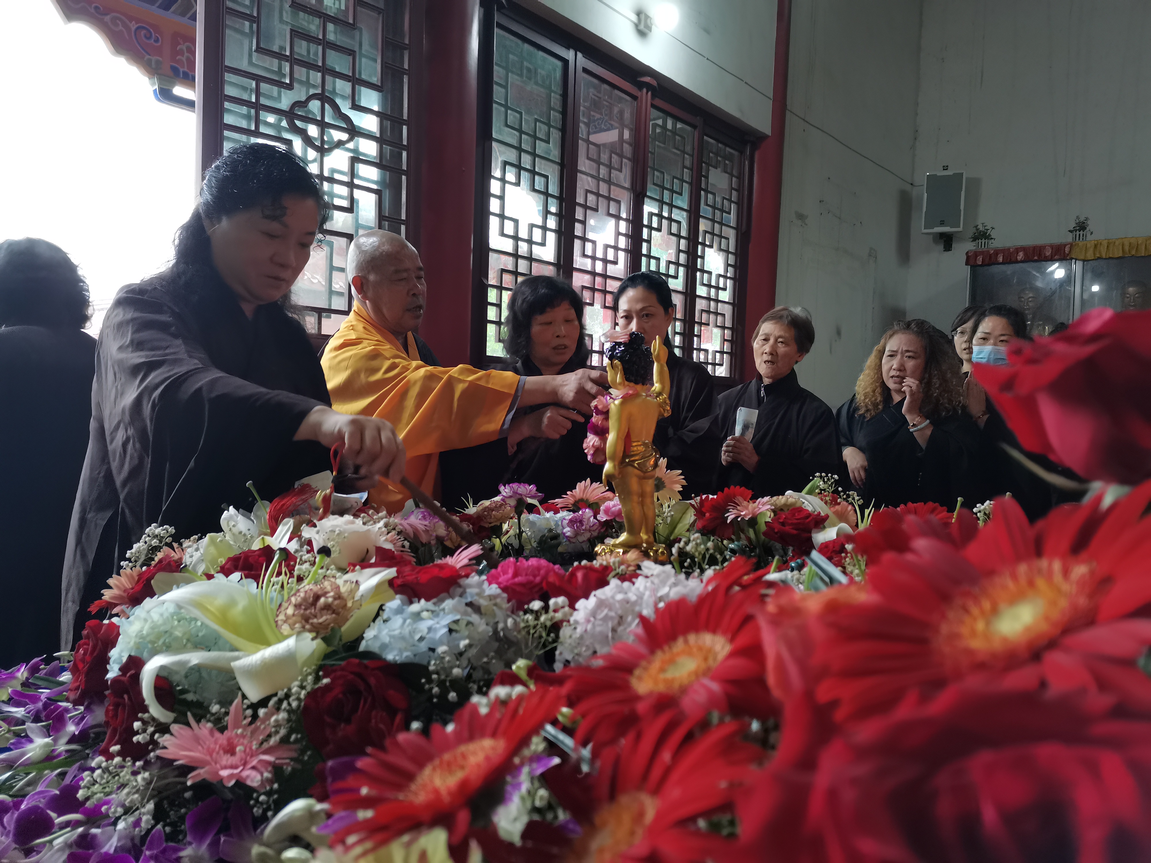 彩运网释迦牟尼佛圣诞法会圆满
